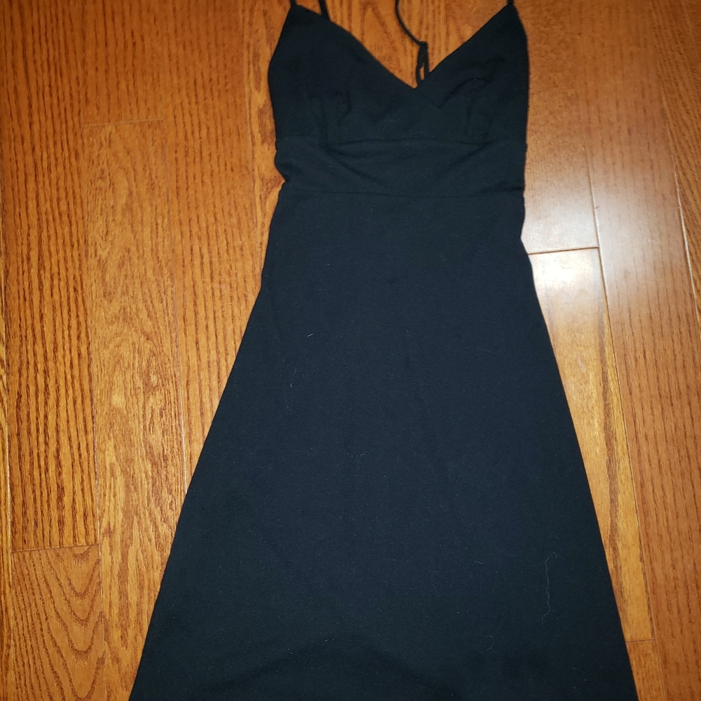 Little black dress/Must bundle